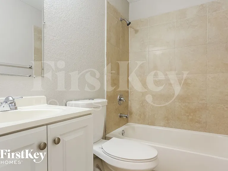 731 NW 175th Dr — Photo 13