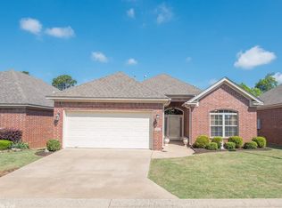 1212 Sunset Gdns W, Bryant, AR 72022