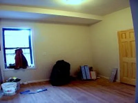 Rented by DSA Realty | media 10