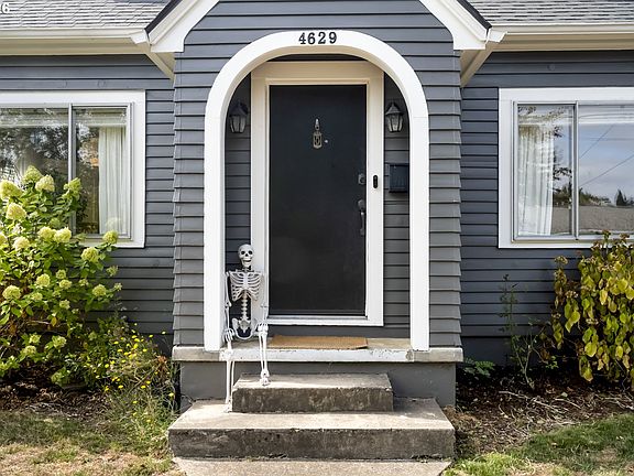 3rd image of 4629 SE 73rd Ave