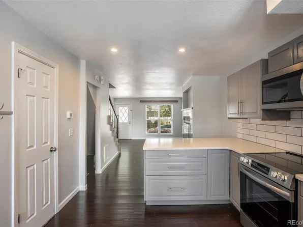 2282 S Jasper Way #A, Aurora, CO 80013