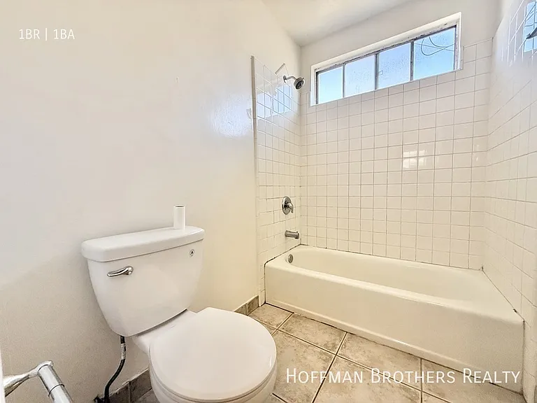 838 N Normandie Ave #8 — Photo 8