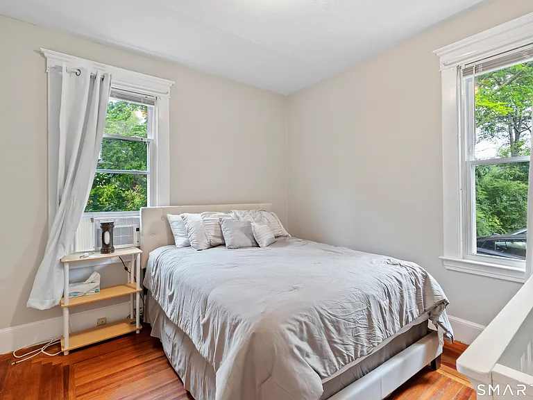 253 W Elm St #2 — Photo 9