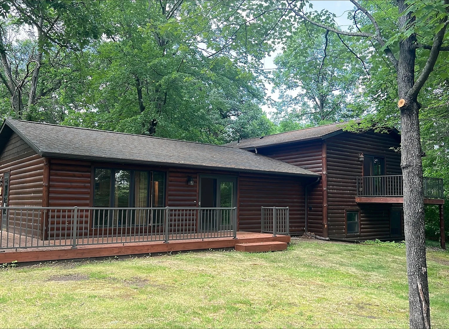 4 bed, 2472 sqft, $3,495 — Photo 2
