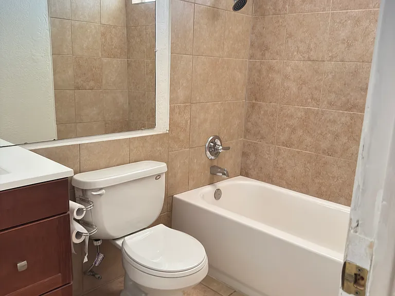 Hall bath
Does not show new paint or ceilings redone.