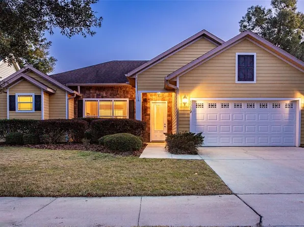 8989 SW 75th Ln, Gainesville, FL 32608