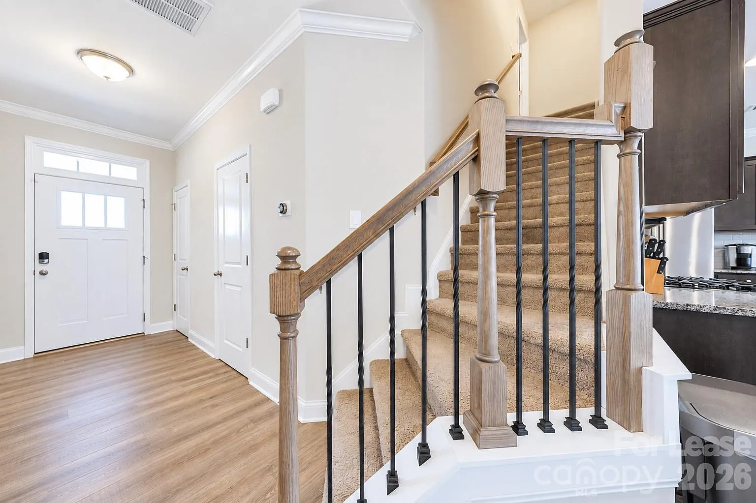 3 bed, 2.5 bath, 1855 sqft, $2,250 — Photo 4