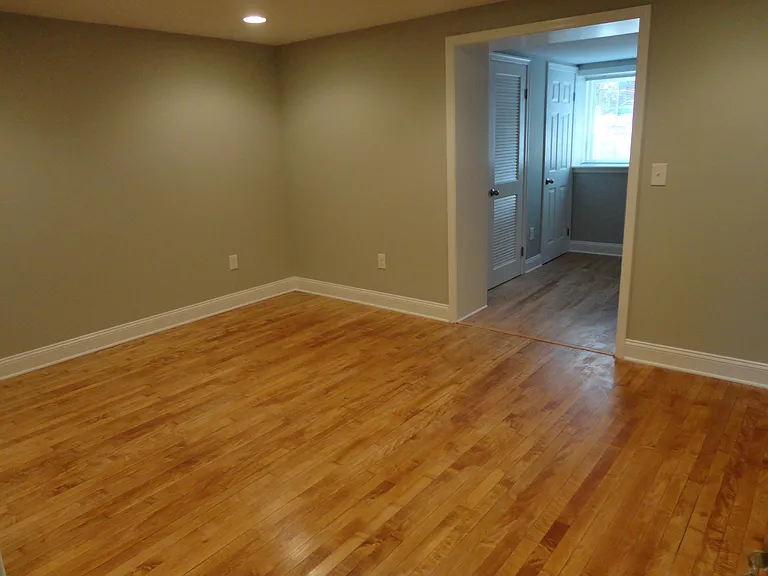 1729 Hobart St NW — Photo 12