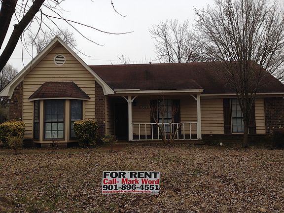 3rd image of 4750 Stoney Hill Dr