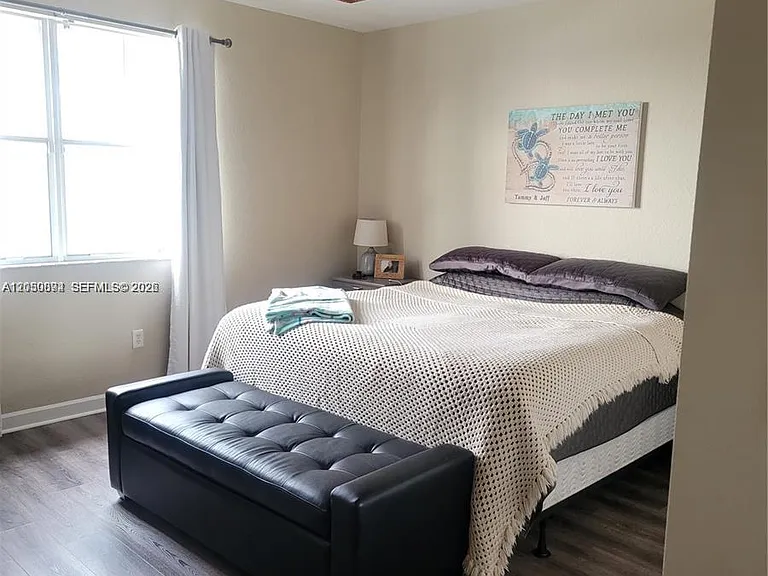 2407 SE 14th St — Photo 6