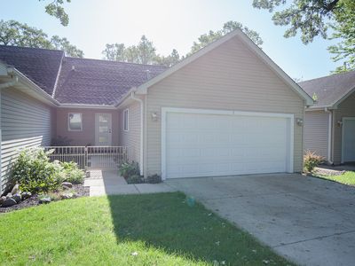 102 21st St Unit 7, Spirit Lake, IA, 51360