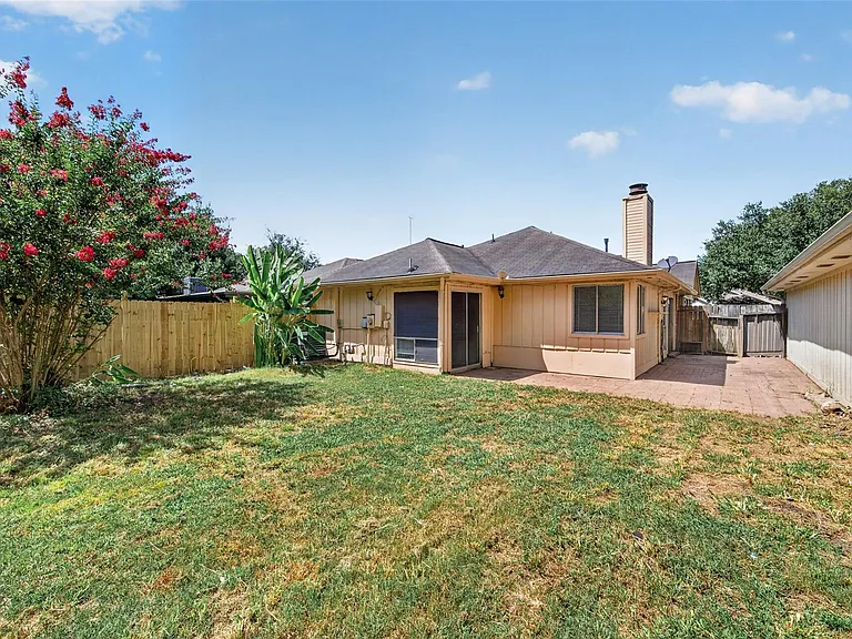 4632 Greenwood Dr — Photo 22