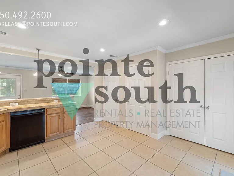 1220 Dexter Ave — Photo 11