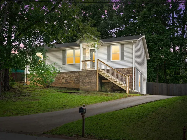 476 Ginkgo Dr, Clarksville, TN 37042