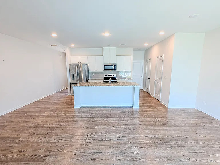 5312 Melbourne Ln — Photo 7