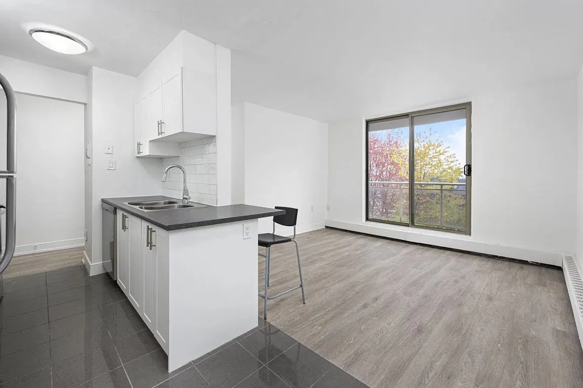 Model - 150 Market Street — Photo 2