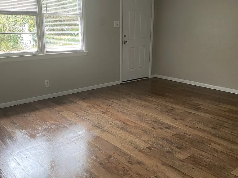 1128 Garland St — Photo 10