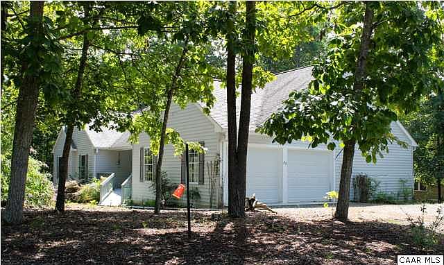 1st image of 33 Marwood Dr