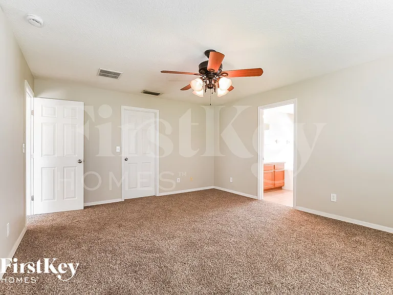 536 Haines Trl — Photo 9