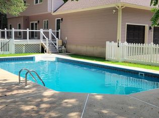 18 Mayberry Dr, Tinton Falls, NJ 07724