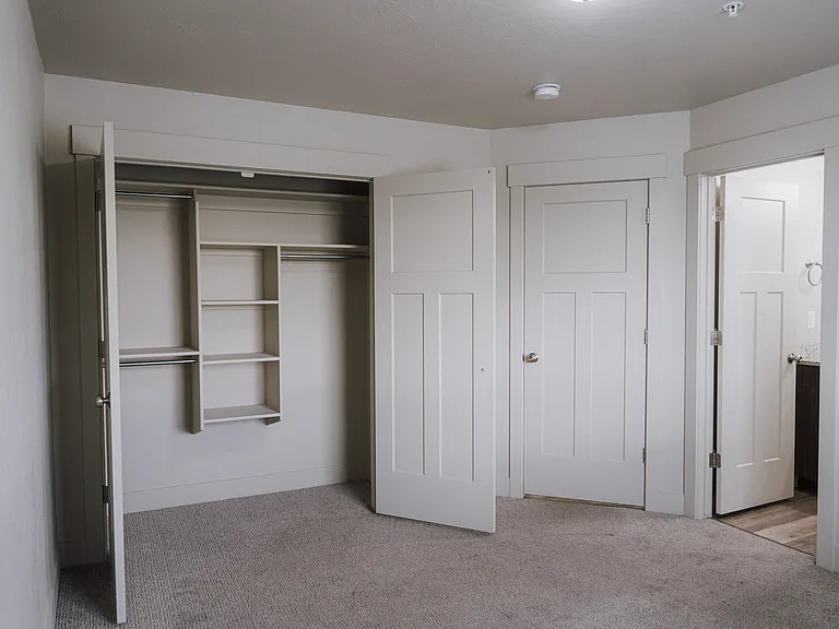 5937 N Silver Fox Rd #4 — Photo 8