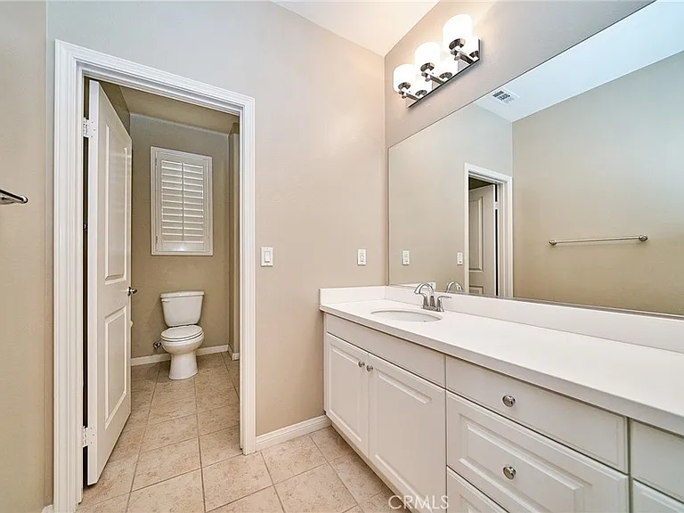 1324 N Macneil Dr — Photo 22