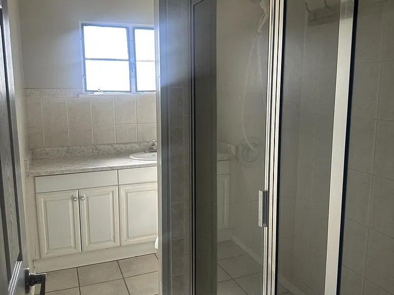 5016 Palo Duro Ave NE — Photo 10