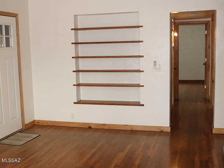 1202 N Tucson Blvd — Photo 2