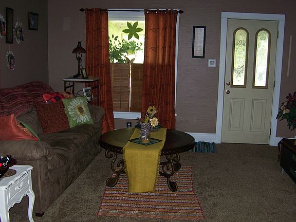 5th image of 406 E Ash St