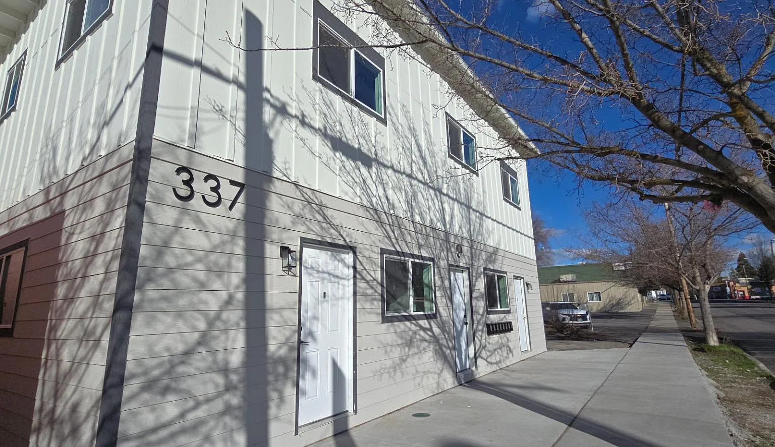 337 East Main Street - 8 — Photo 2