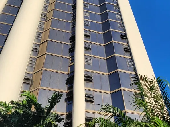 930 Kaheka St APT 2203, Honolulu, HI 96814