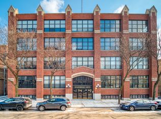 17 N Loomis St APT 4D, Chicago, IL 60607