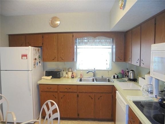 5th image of 2441 Persian Dr APT 23
