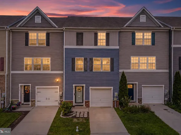 289 Magellan Dr, Martinsburg, WV 25404