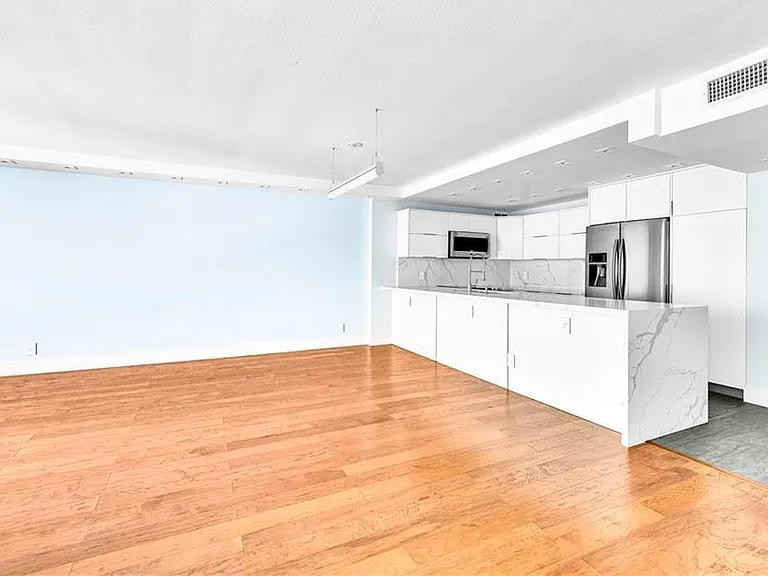 1900 S Ocean Blvd #6J — Photo 4