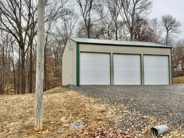 353 Sunny Ln, Cadiz, KY 42211
