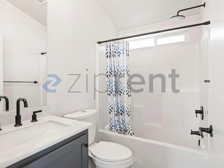 2838 Romagnolo St #A — Photo 18