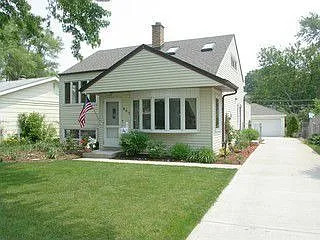 957 S Fairfield Ave photo 1