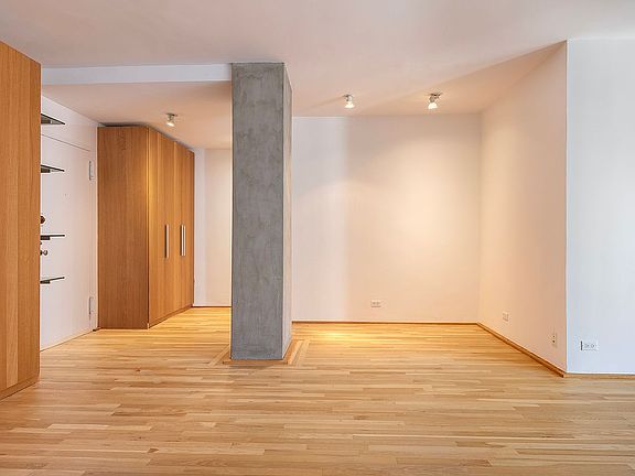 4th image of 430 E 56th St APT 11A