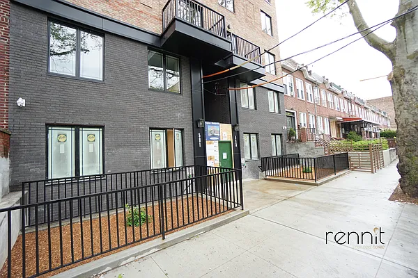 Rented by Rennit Inc. | media 26