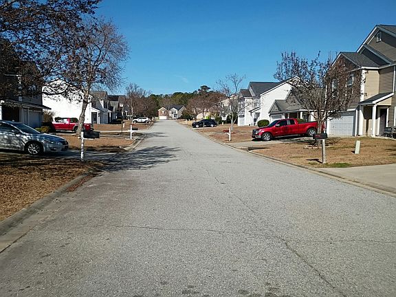4th image of 244 Summer Park Rd