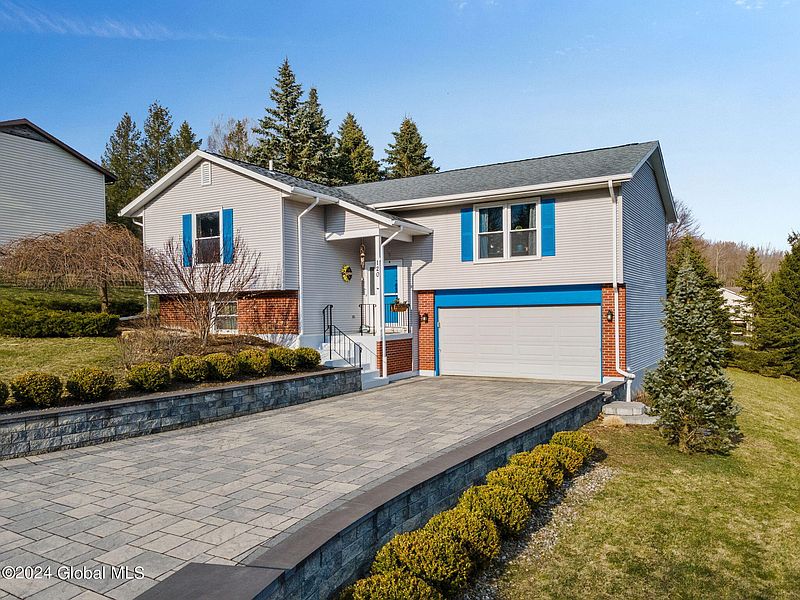 2nd image of 120 Canterbury Drive