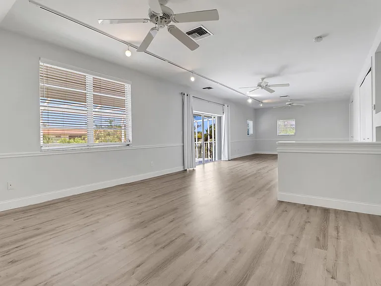 1120 Sandpiper St — Photo 14