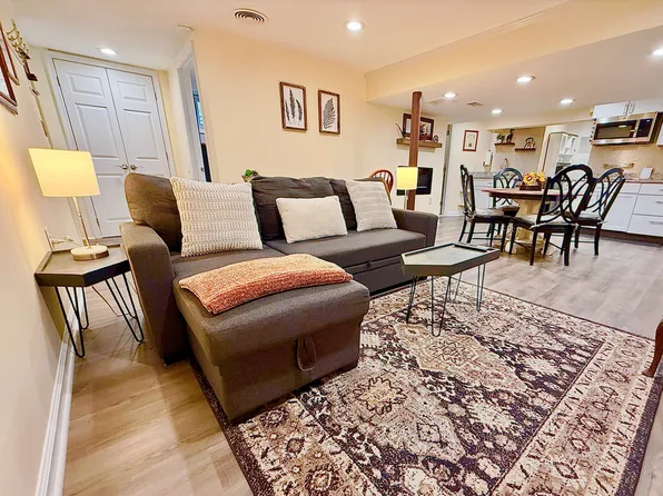 10211 McKenney Ave #B, Silver Spring, MD 20902