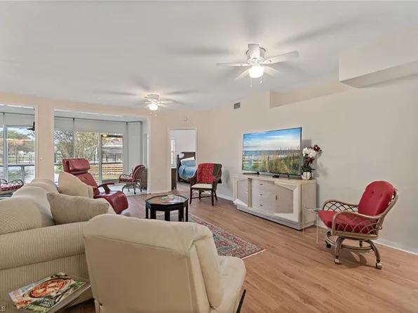 7475 Jacaranda Park RD #Q104, NAPLES, FL 34109