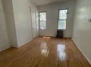 228 Boerum St #3RB, Brooklyn, NY 11206