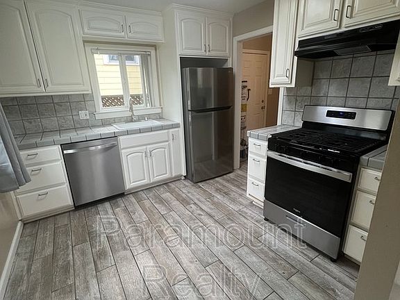 5th image of 190 N 14th St