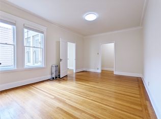 2275 19th Ave APT 4, San Francisco, CA 94116