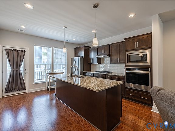 5th image of 6929 Dunton Rd