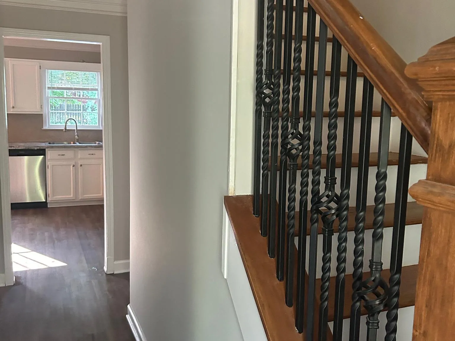 4 bed, 2.5 bath, 1632 sqft, $2,050 — Photo 3